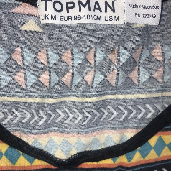 👑TOPMAN TOPSHOP medium Aztec print tank top shirt - Picture 3 of 7
